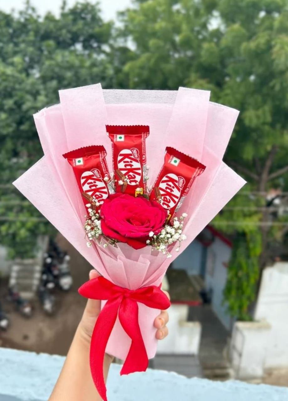 WhatsApp Image 2026-02-10 at 7.58.49 PM Red Rose & KitKat Chocolate Mini Bouquet - Image 1