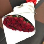 Classic Crimson Velvet – Handcrafted Red Rose Bouquet