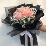 Elegant Pink Rose Bouquet in Bold Black Wrapping